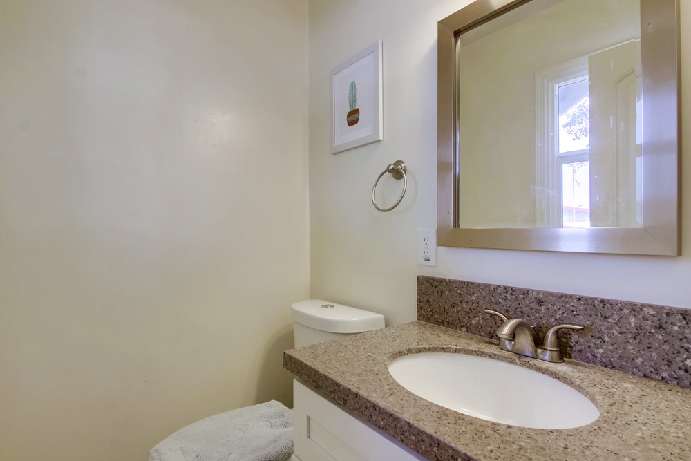 Virtual tour photo 30 of 35 for 493 Briarwood Rd