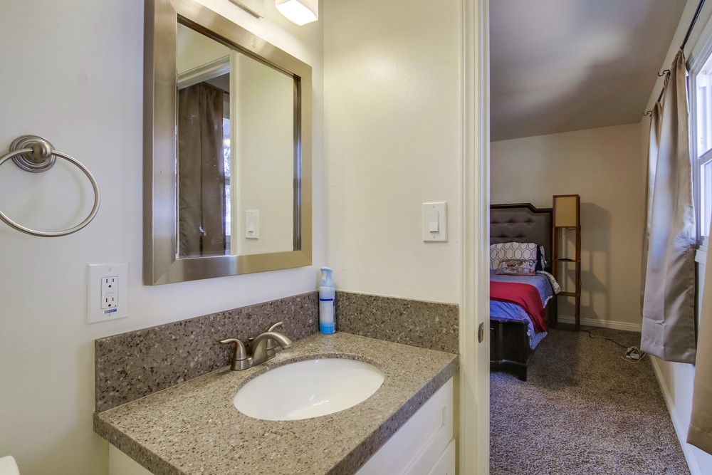 Virtual tour photo 31 of 35 for 493 Briarwood Rd