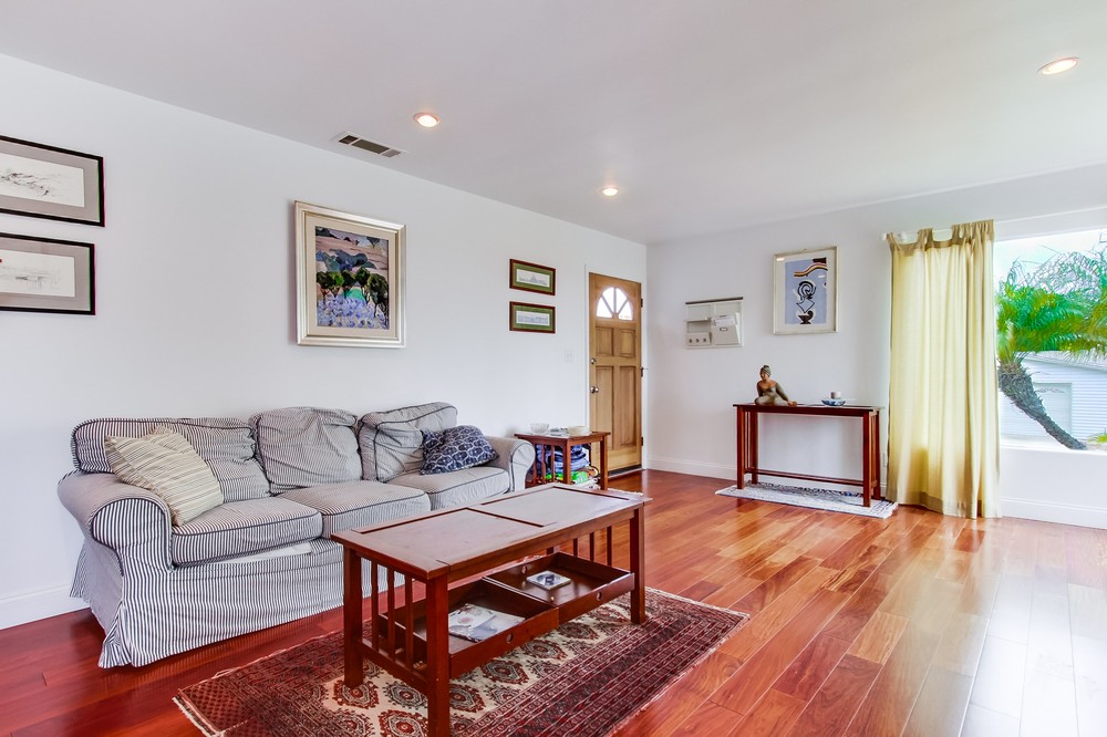 Virtual tour photo 8 of 34 for 4930 Emelene Street