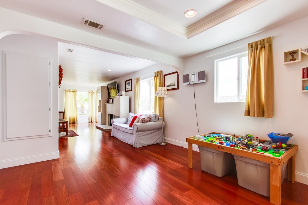 Virtual tour photo 11 of 34 for 4930 Emelene Street