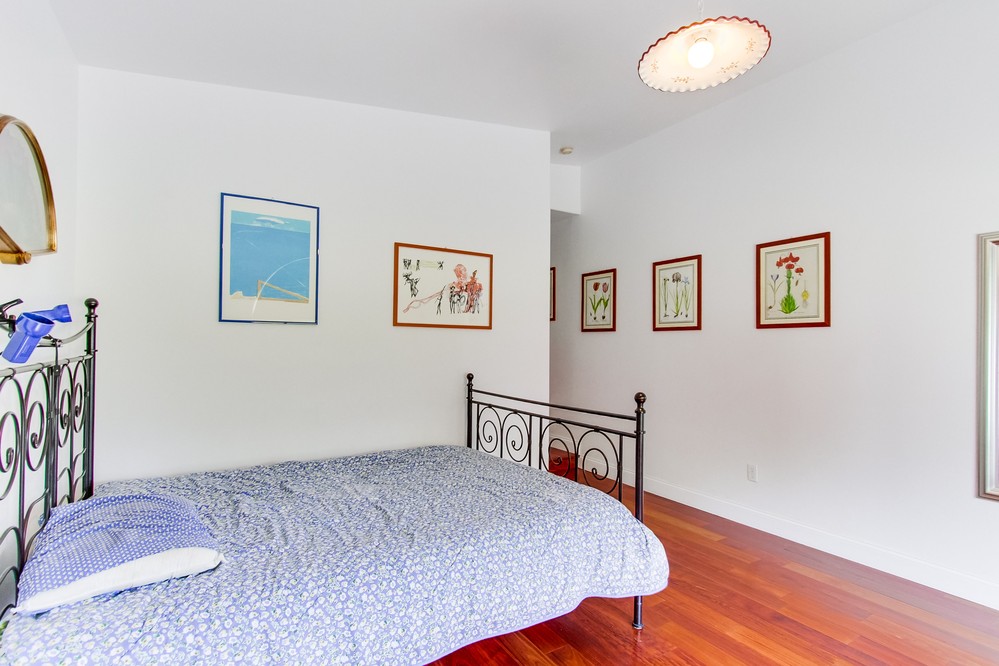 Virtual tour photo 20 of 34 for 4930 Emelene Street