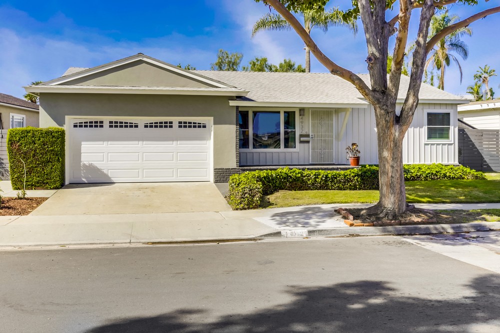 Virtual tour photo 1 of 36 for 4932 Hidalgo Ave