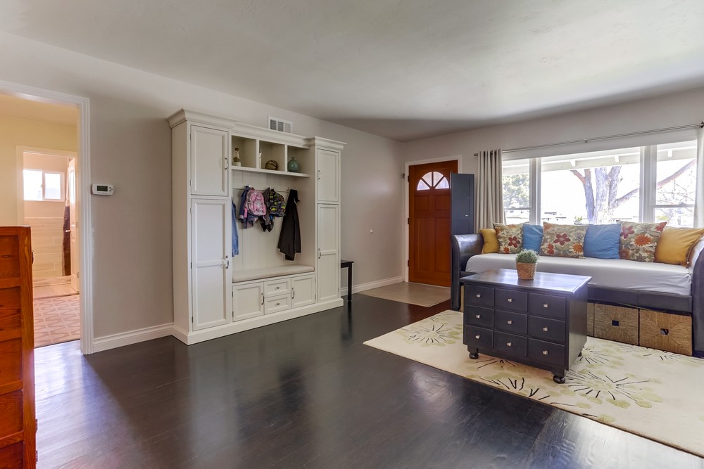 Virtual tour photo 7 of 36 for 4932 Hidalgo Ave