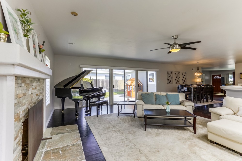 Virtual tour photo 11 of 36 for 4932 Hidalgo Ave