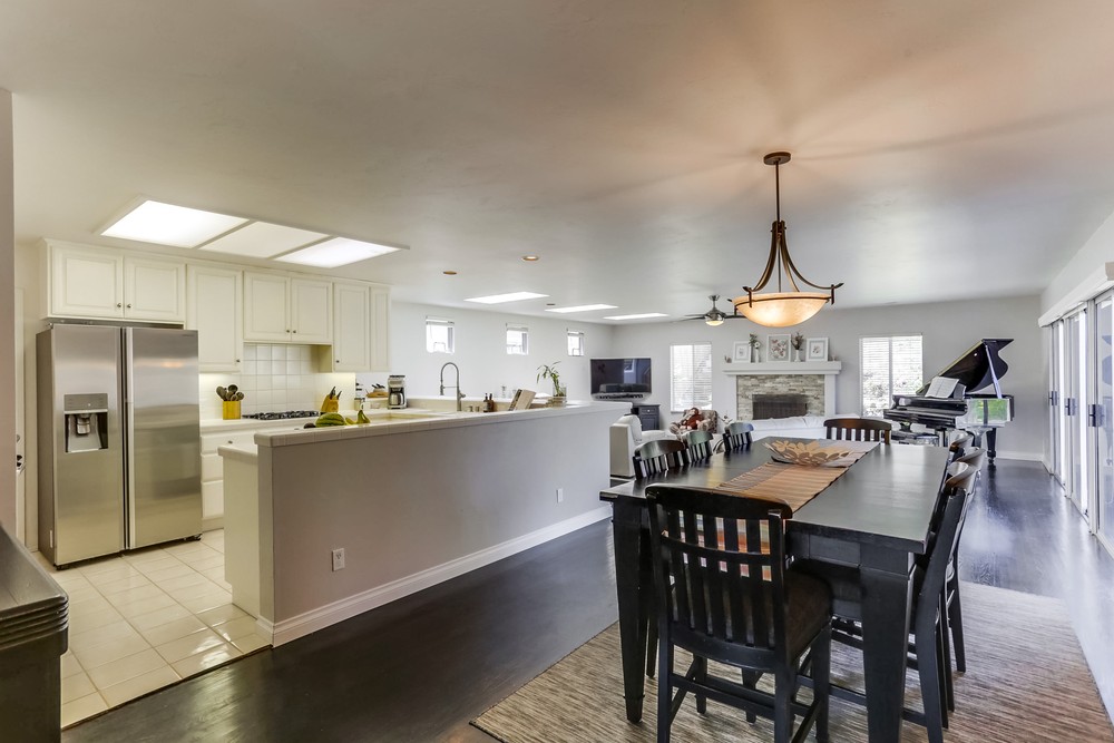 Virtual tour photo 13 of 36 for 4932 Hidalgo Ave