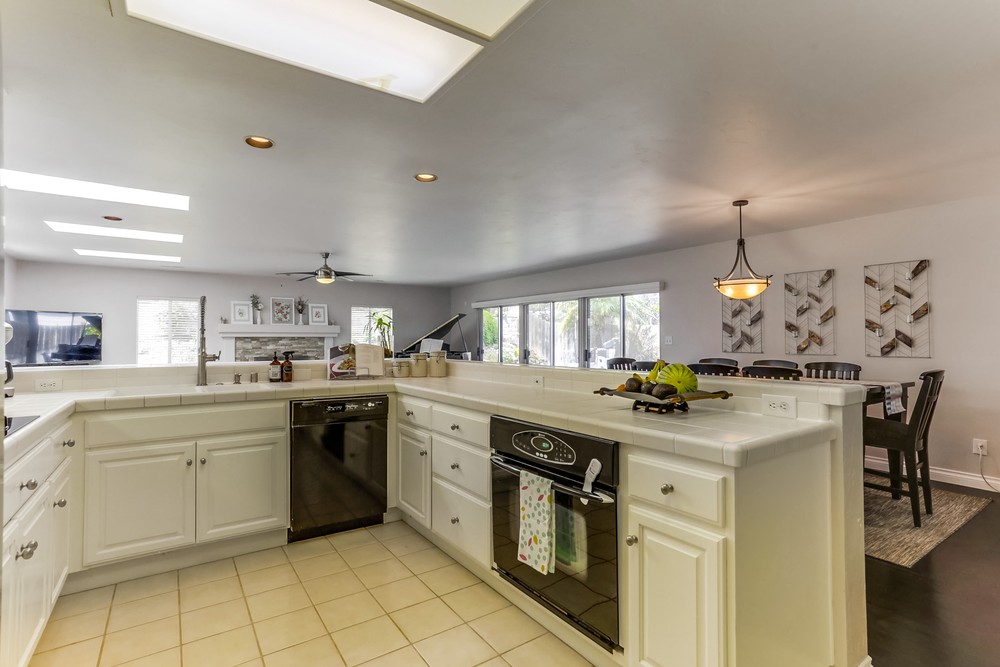 Virtual tour photo 21 of 36 for 4932 Hidalgo Ave