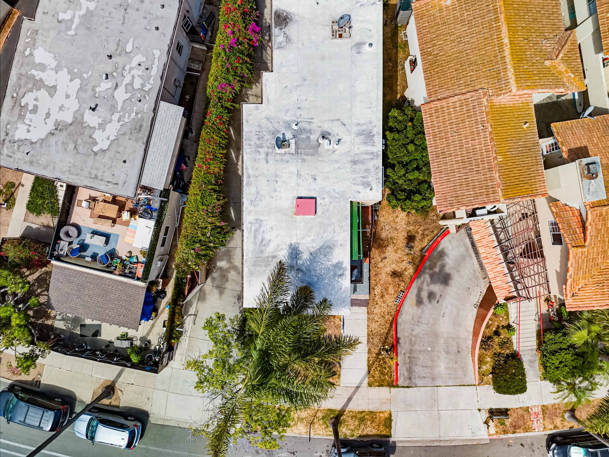 Virtual tour photo 5 of 19 for 4934-36 W Point Loma Blvd
