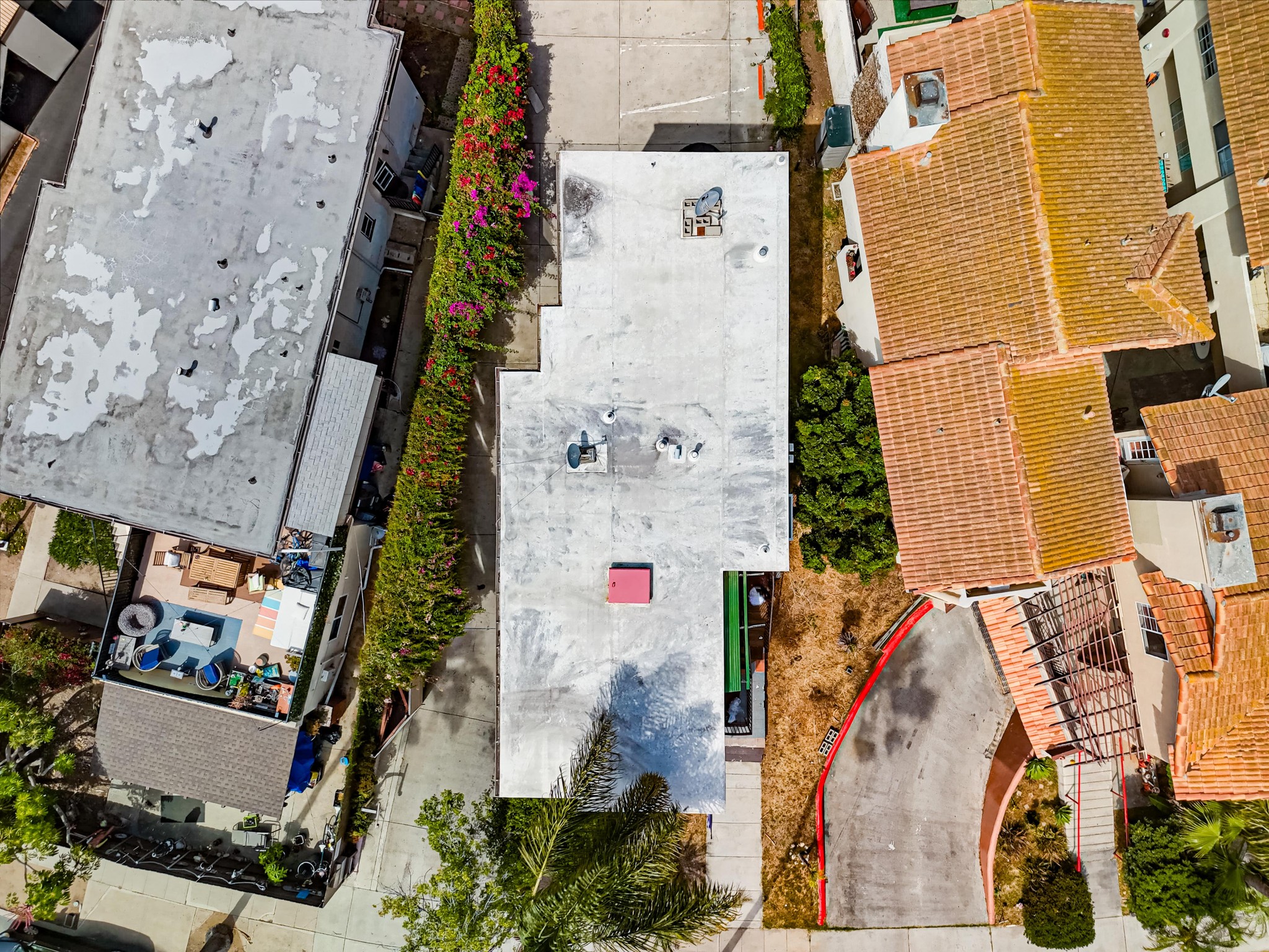 Virtual tour photo 6 of 19 for 4934-36 W Point Loma Blvd