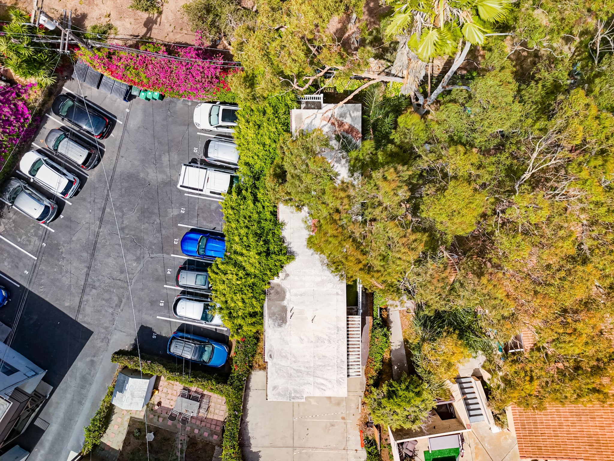 Virtual tour photo 8 of 19 for 4934-36 W Point Loma Blvd