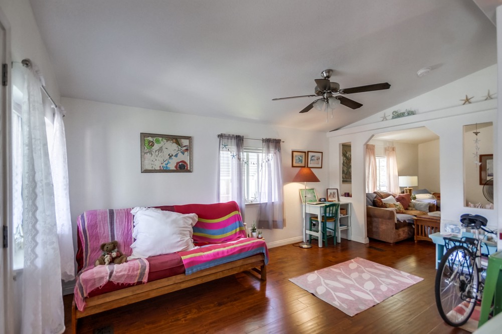 Virtual tour photo 10 of 36 for 4934 Old Cliffs Rd