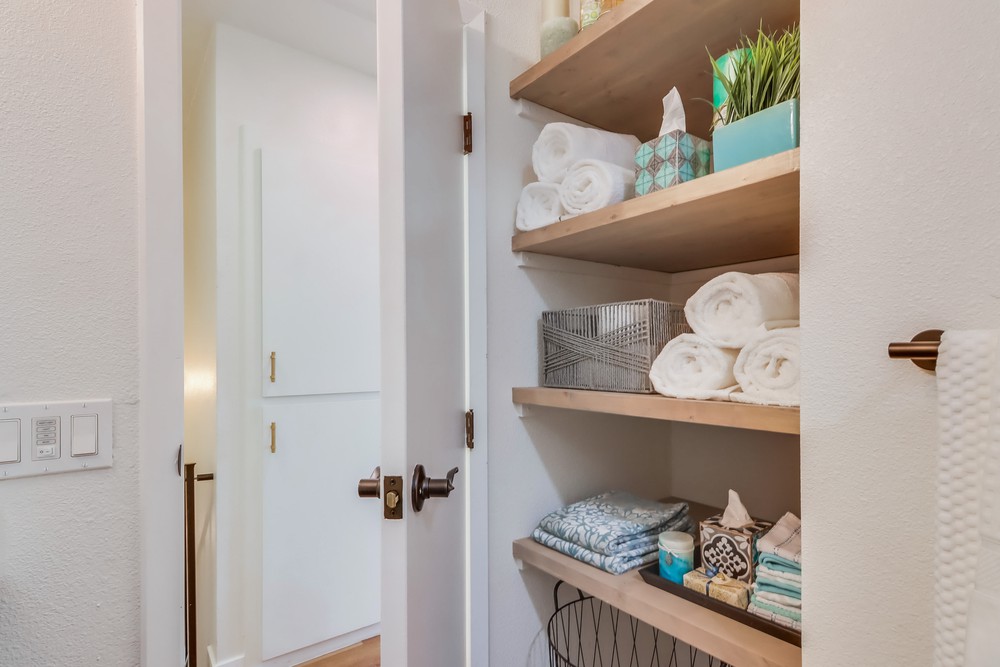 Virtual tour photo 41 of 44 for 4934 Via Lapiz
