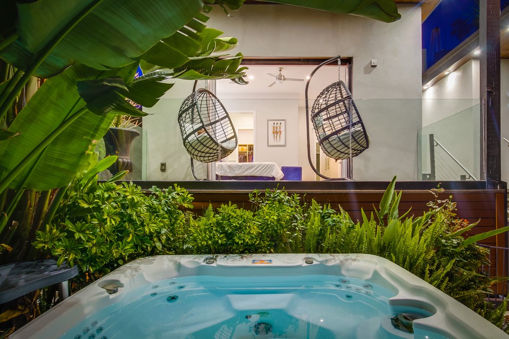 Virtual tour photo 9 of 93 for 4939 Foothill Blvd