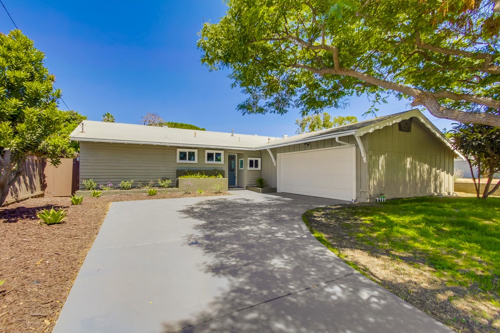 Virtual tour photo 5 of 36 for 4940 Mt Harris Dr