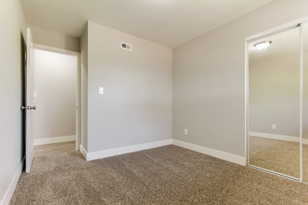 Virtual tour photo 24 of 36 for 4940 Mt Harris Dr