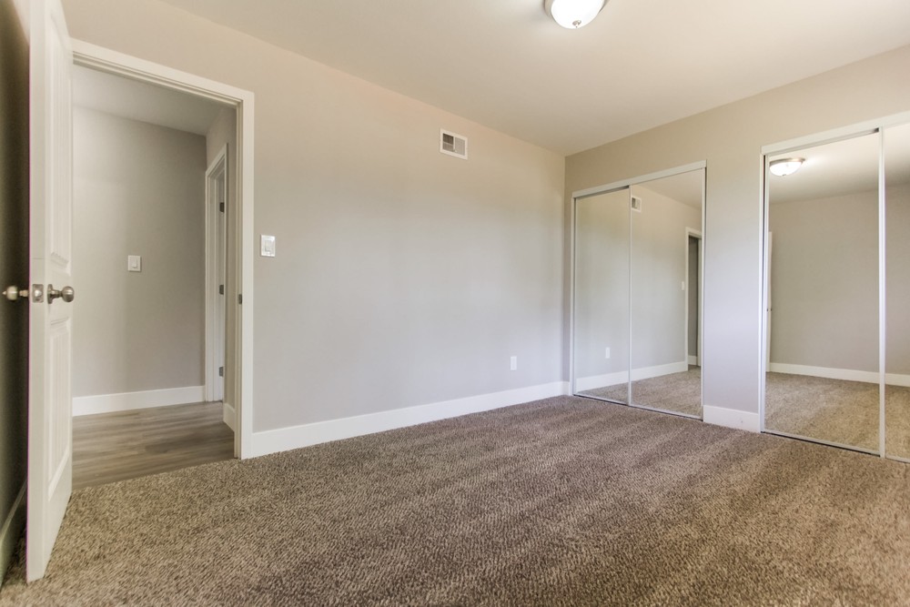 Virtual tour photo 28 of 36 for 4940 Mt Harris Dr