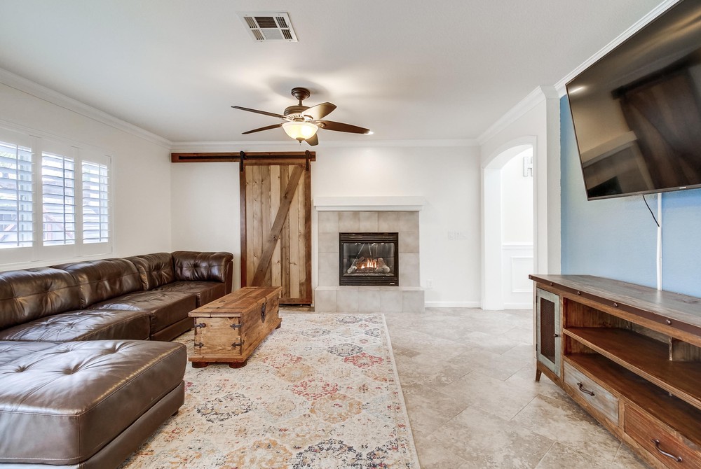 Virtual tour photo 14 of 79 for 4941 Lemat Pl