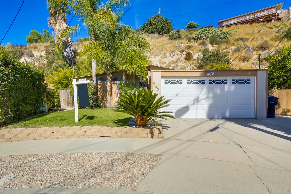 Virtual tour photo 3 of 53 for 4942 Baja Ct