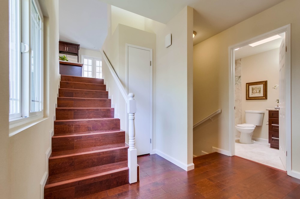 Virtual tour photo 9 of 45 for 4943 Lillian Street