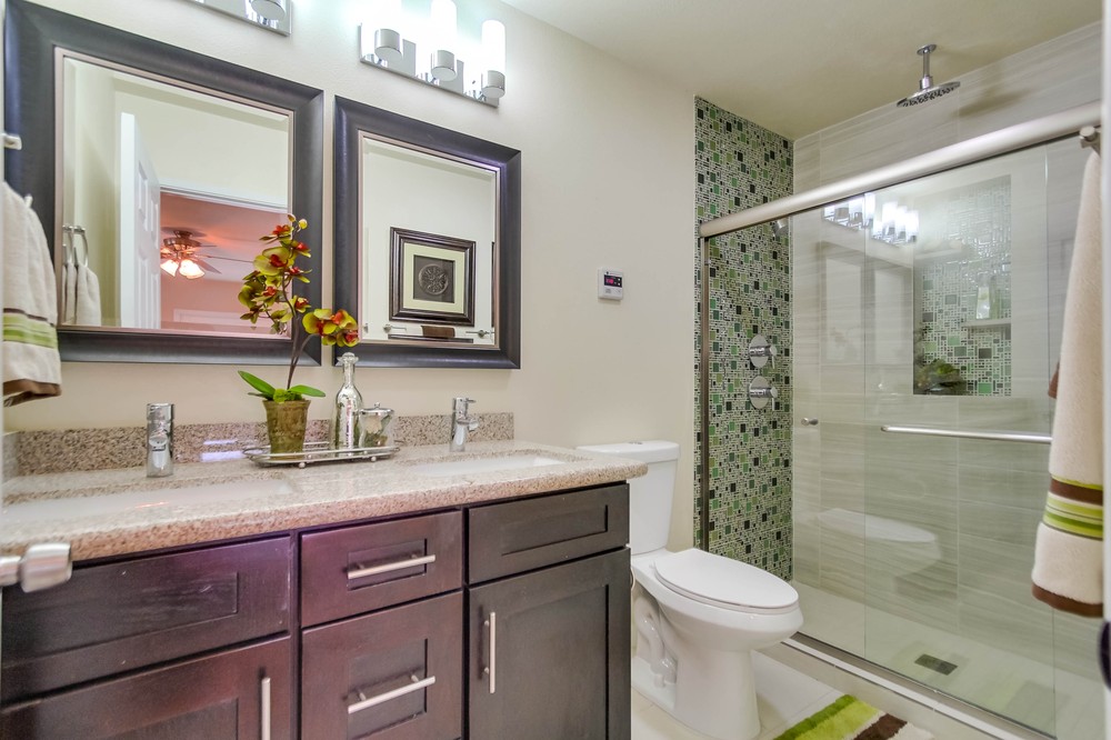 Virtual tour photo 25 of 45 for 4943 Lillian Street