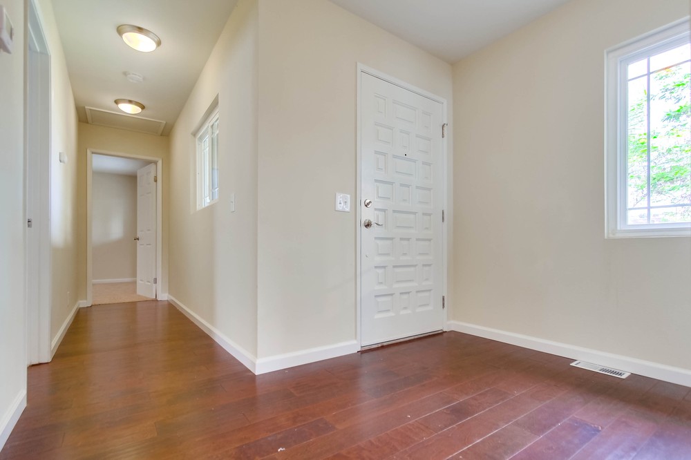 Virtual tour photo 26 of 45 for 4943 Lillian Street