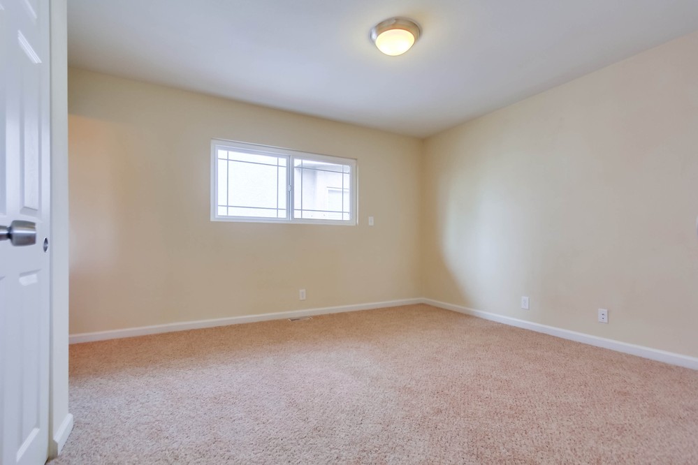 Virtual tour photo 30 of 45 for 4943 Lillian Street