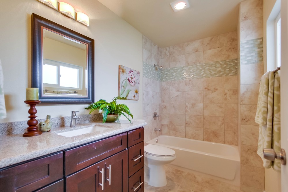 Virtual tour photo 32 of 45 for 4943 Lillian Street