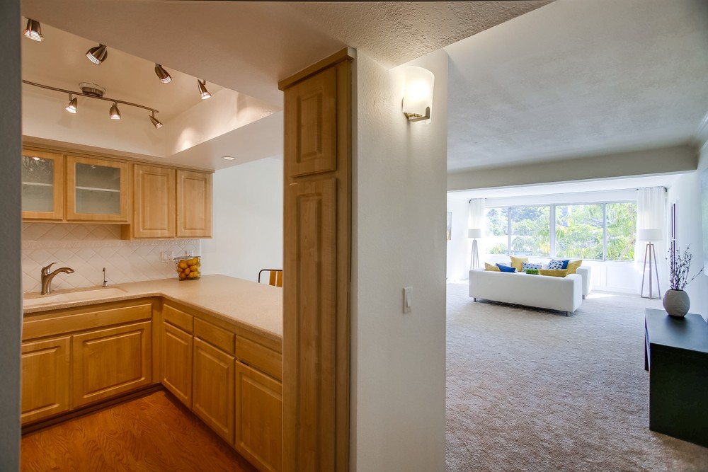 Virtual tour photo 23 of 50 for 4944 Cass St