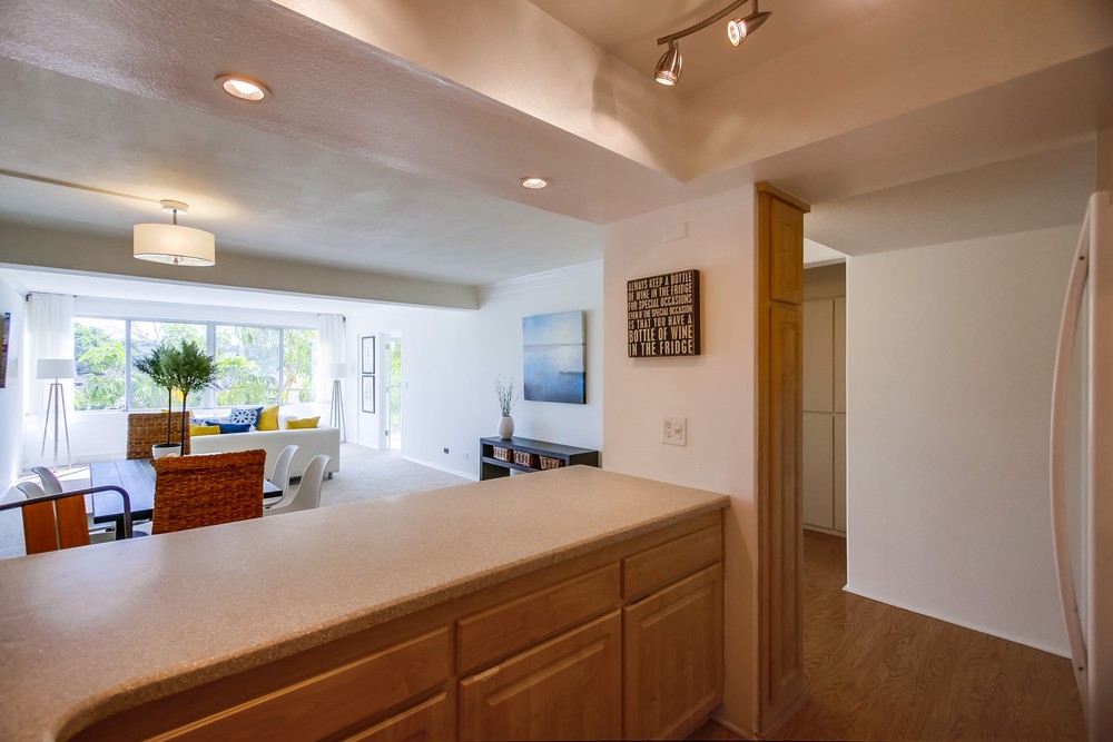 Virtual tour photo 27 of 50 for 4944 Cass St