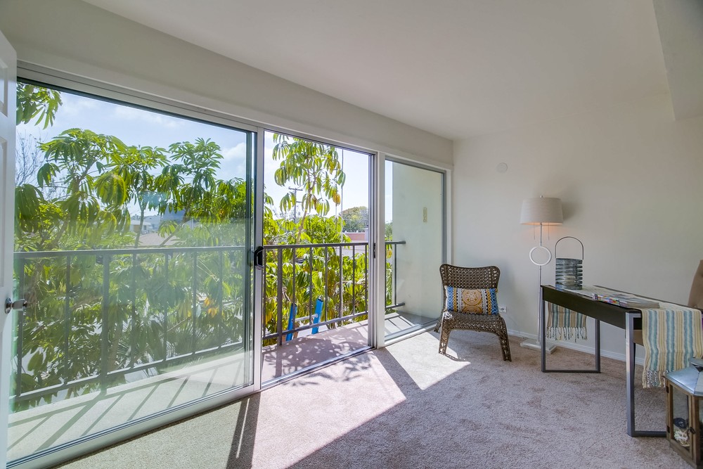 Virtual tour photo 31 of 50 for 4944 Cass St