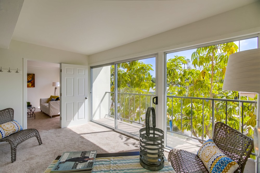 Virtual tour photo 33 of 50 for 4944 Cass St