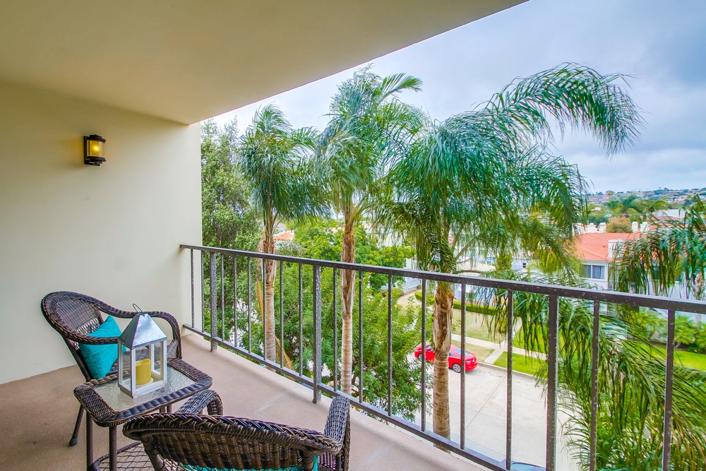 Virtual tour photo 40 of 45 for 4944 Cass St #402
