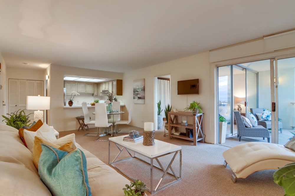 Virtual tour photo 17 of 48 for 4944 Cass St