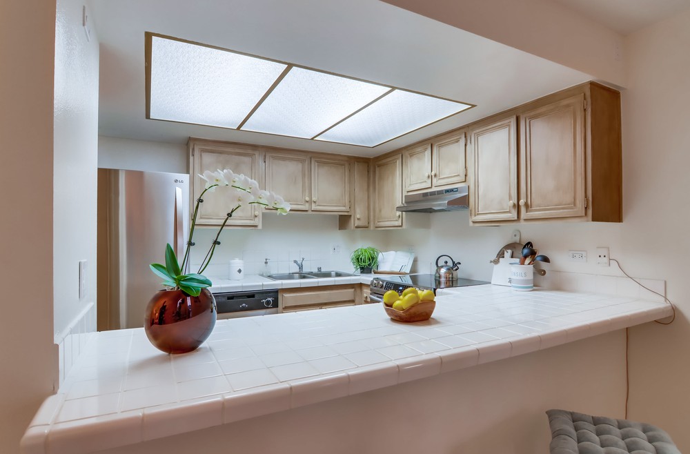 Virtual tour photo 22 of 48 for 4944 Cass St