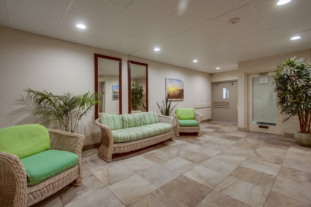 Virtual tour photo 10 of 54 for 4944 Cass St