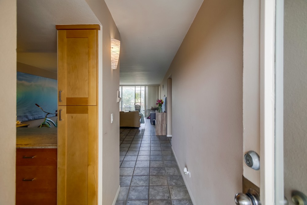 Virtual tour photo 24 of 54 for 4944 Cass St
