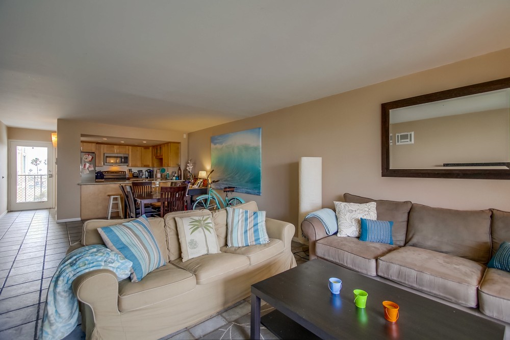 Virtual tour photo 29 of 54 for 4944 Cass St