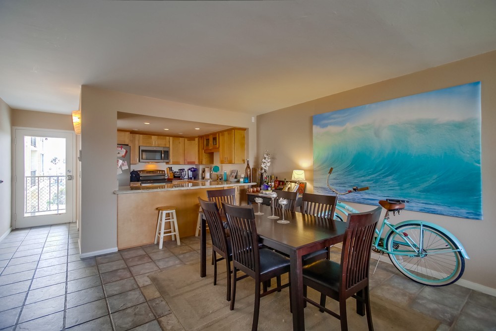Virtual tour photo 31 of 54 for 4944 Cass St