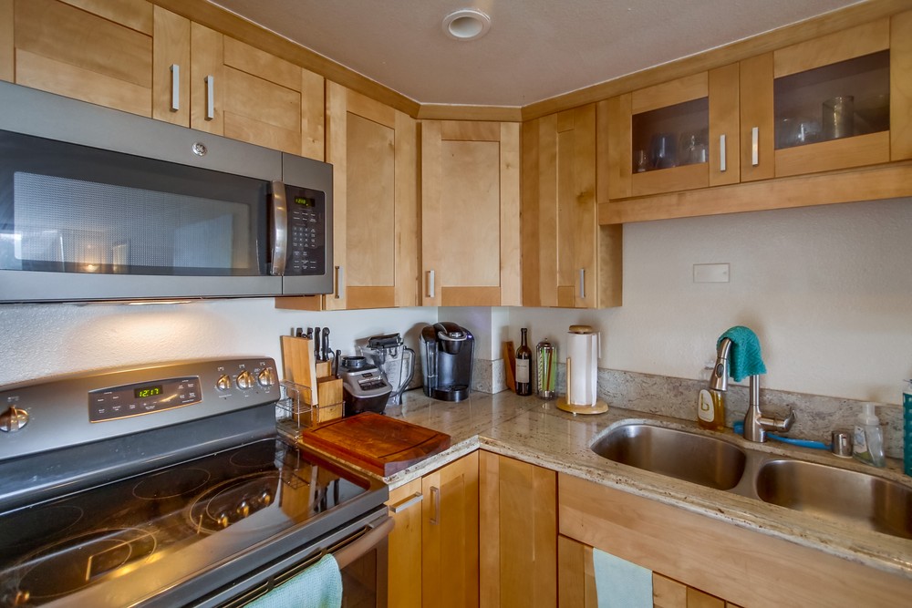 Virtual tour photo 36 of 54 for 4944 Cass St