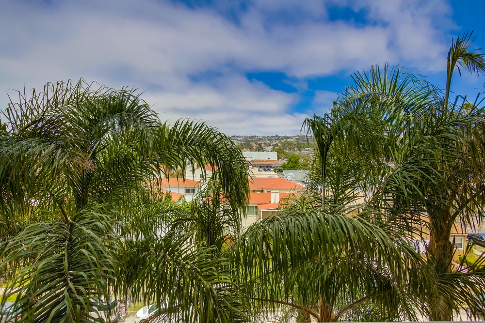 Virtual tour photo 41 of 54 for 4944 Cass St