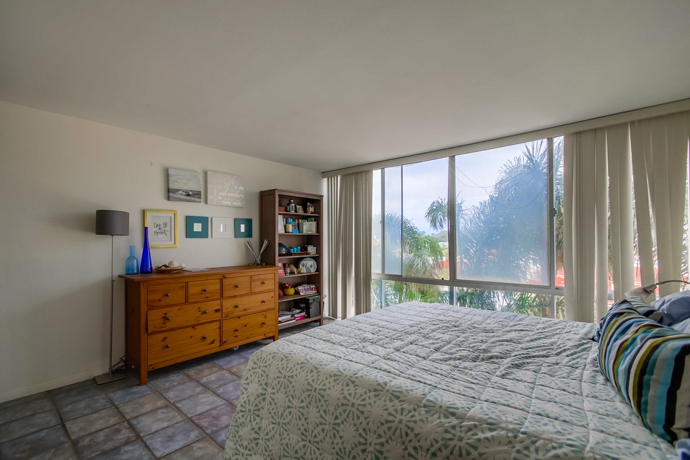 Virtual tour photo 45 of 54 for 4944 Cass St