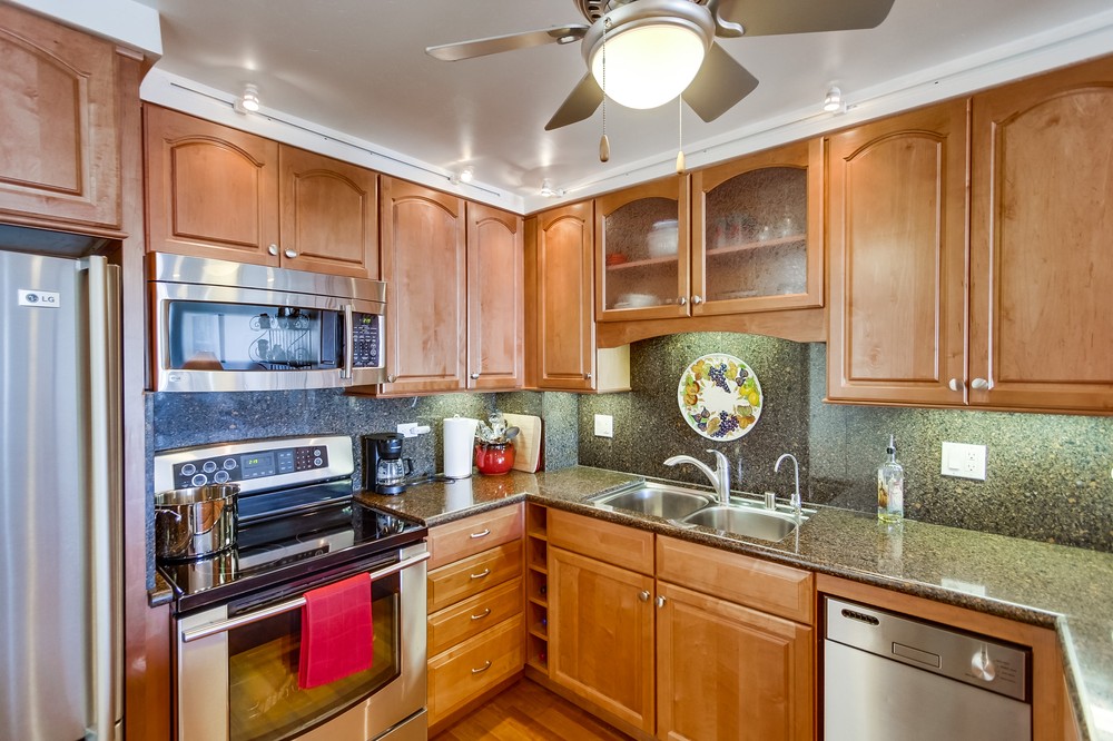 Virtual tour photo 13 of 64 for 4944 Cass Street #502