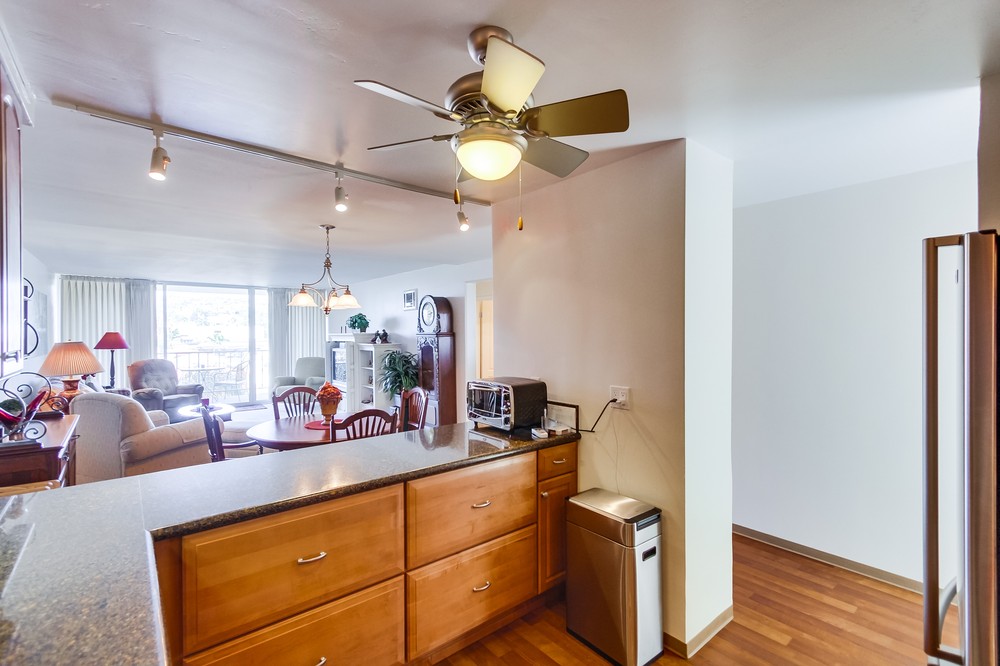 Virtual tour photo 17 of 64 for 4944 Cass Street #502