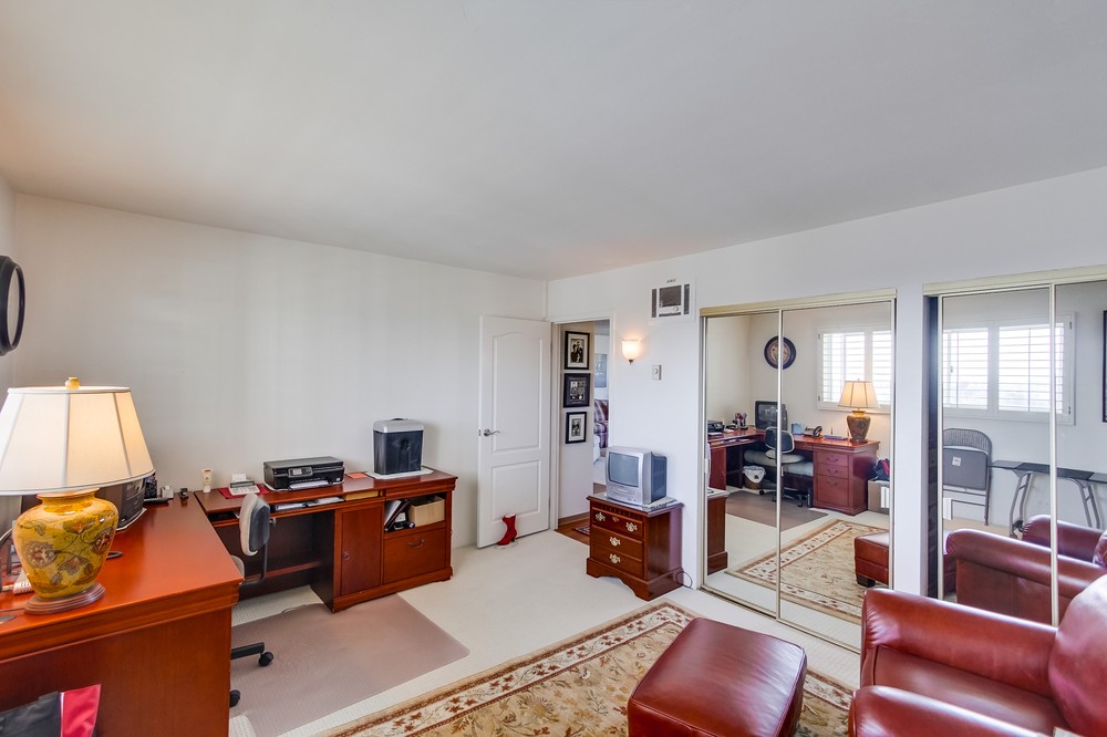 Virtual tour photo 22 of 64 for 4944 Cass Street #502