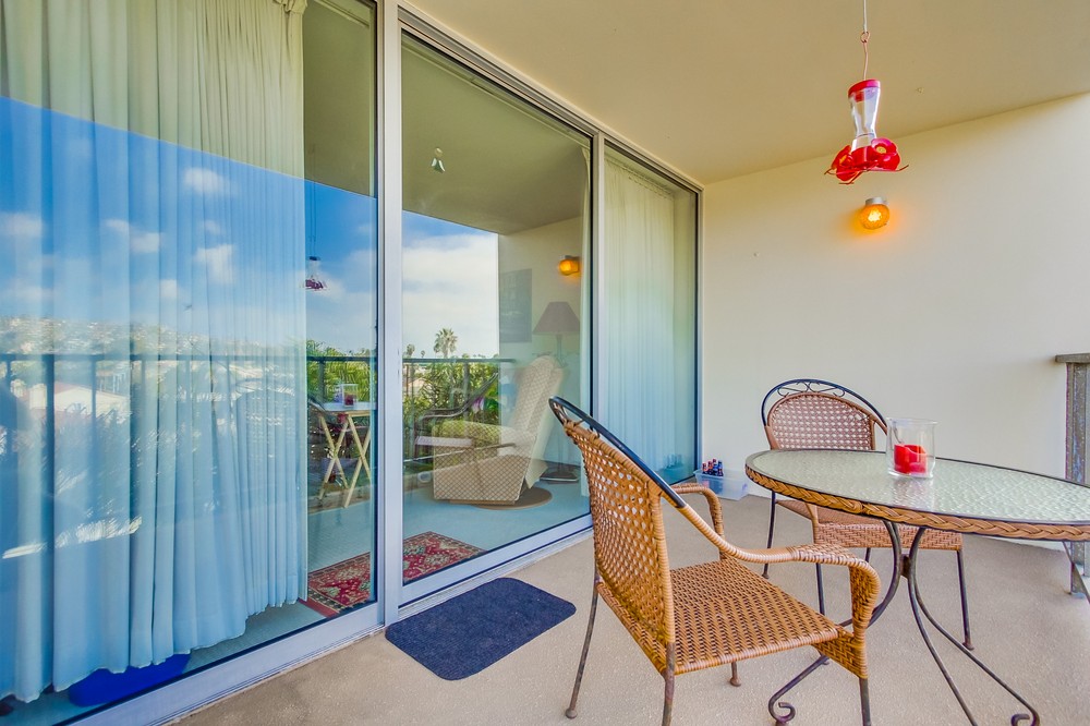 Virtual tour photo 29 of 64 for 4944 Cass Street #502