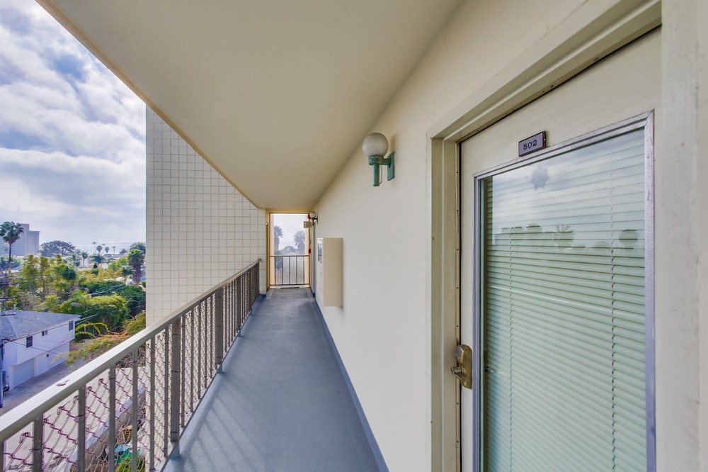 Virtual tour photo 42 of 64 for 4944 Cass Street #502