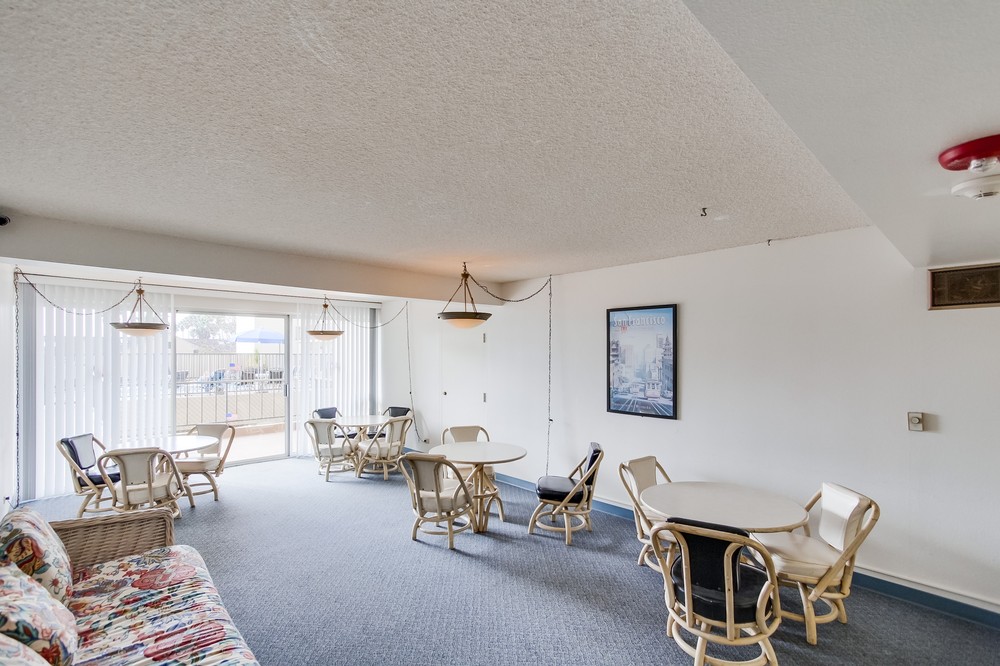 Virtual tour photo 51 of 64 for 4944 Cass Street #502