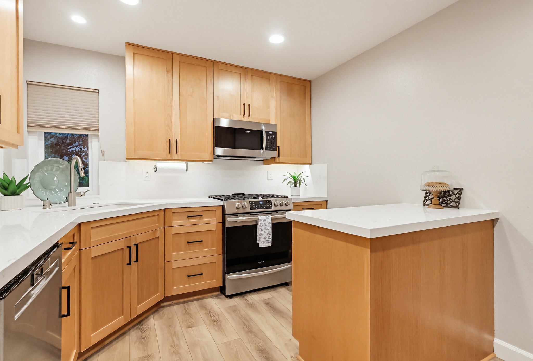 Virtual tour photo 49 of 134 for 4946 E Atherton St