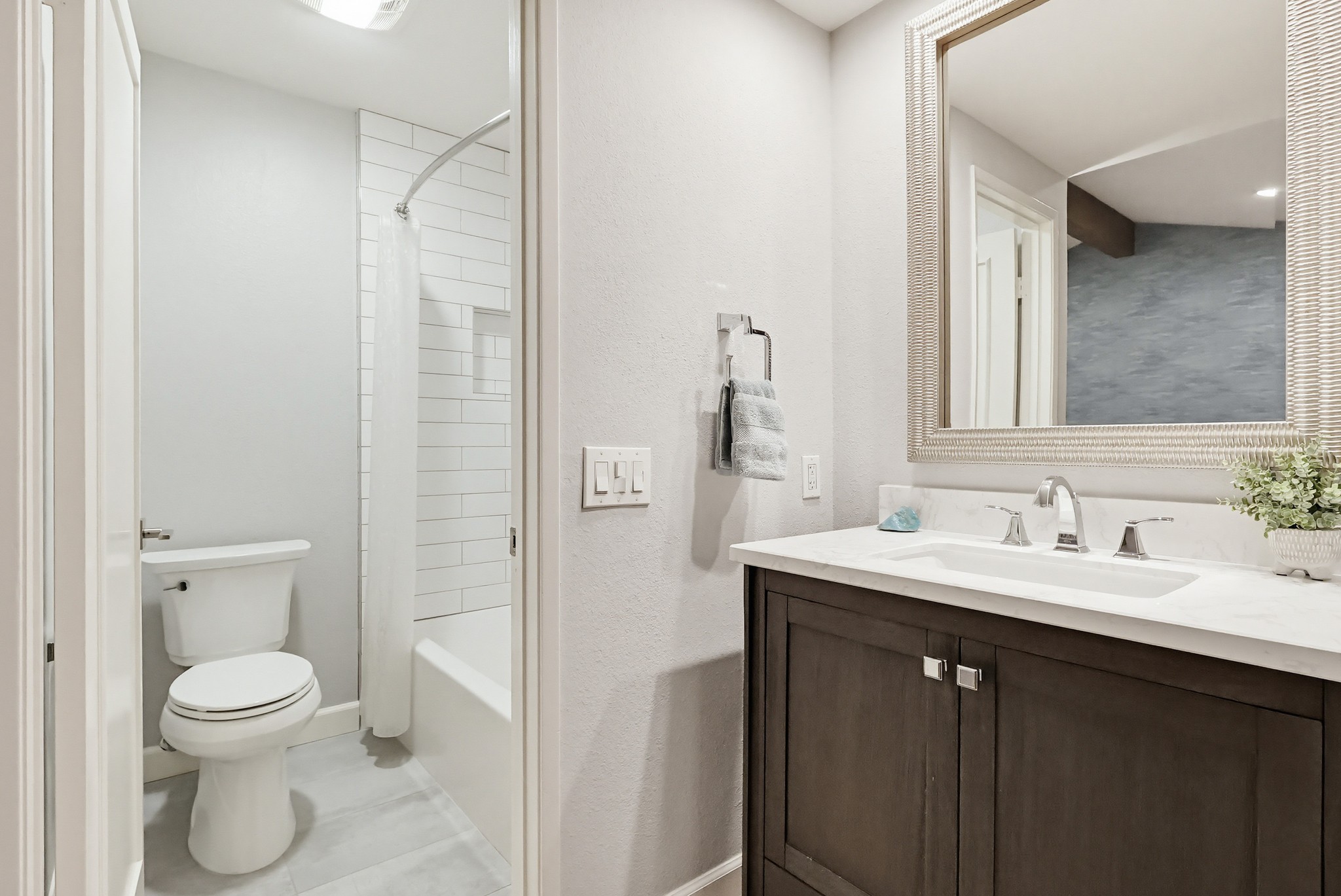 Virtual tour photo 74 of 134 for 4946 E Atherton St