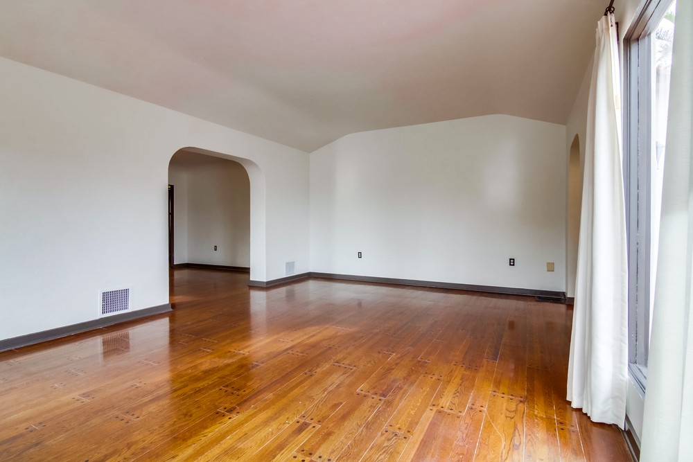 Virtual tour photo 14 of 51 for 4950 Kensington Dr