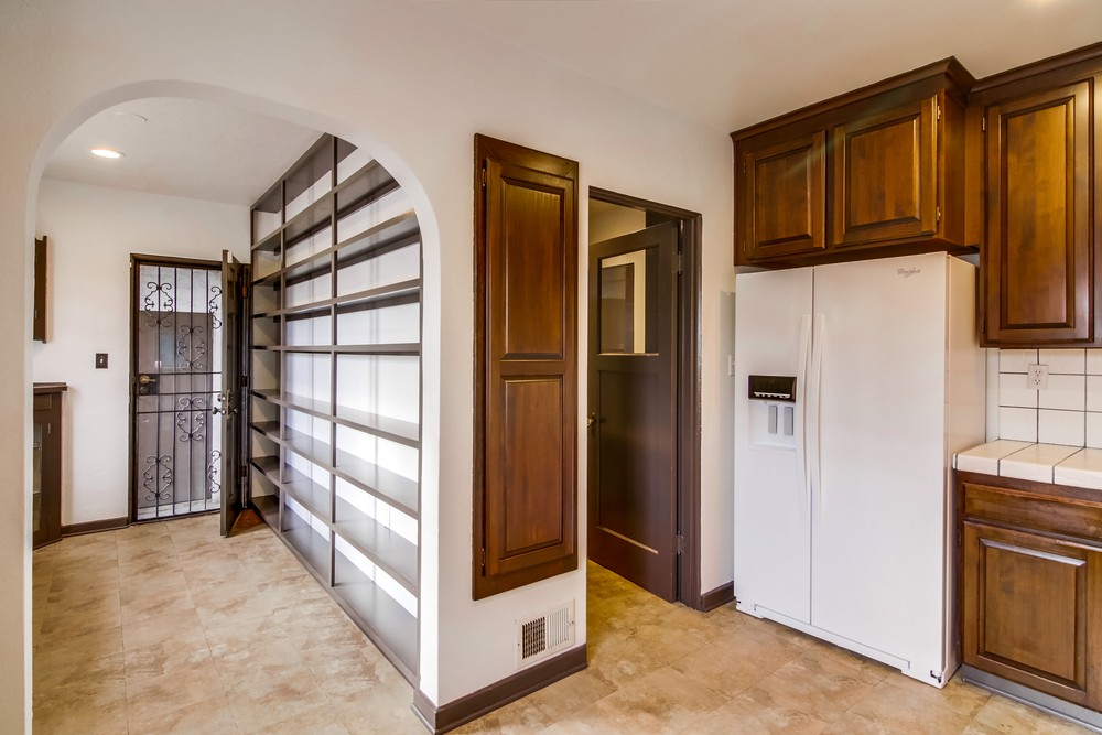 Virtual tour photo 22 of 51 for 4950 Kensington Dr
